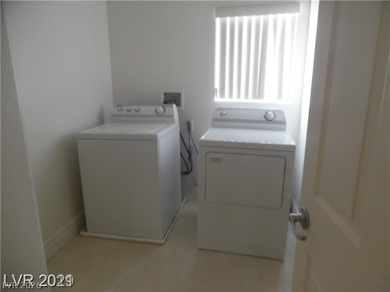 9737 Valmeyer Avenue Property Photo 7