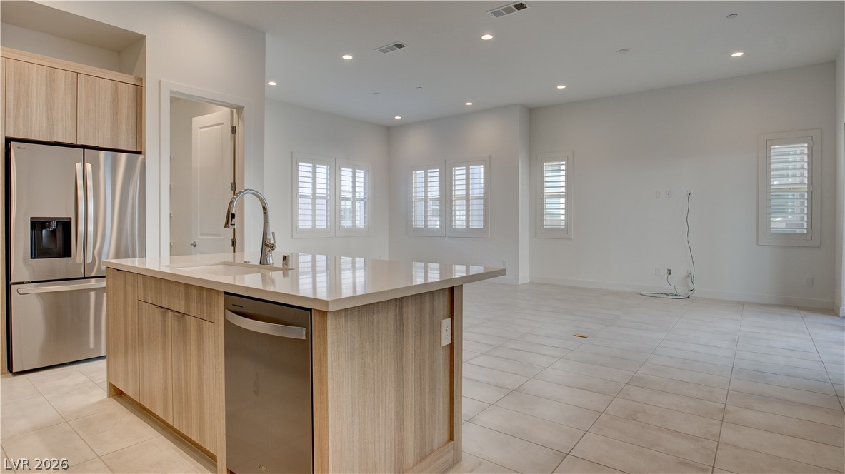 642 Grey Saker Street Property Photo 10