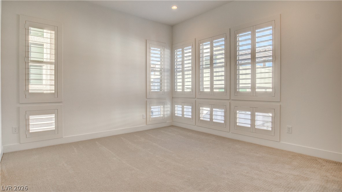 642 Grey Saker Street Property Photo 21