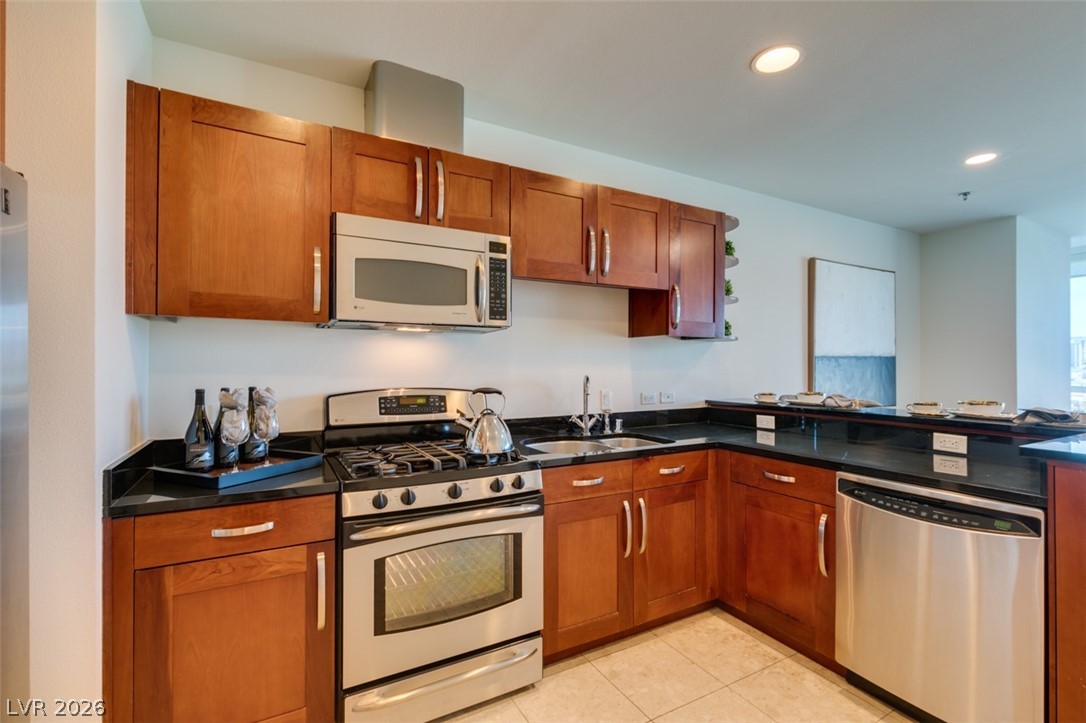 4525 Dean Martin Drive 904 Property Photo 19