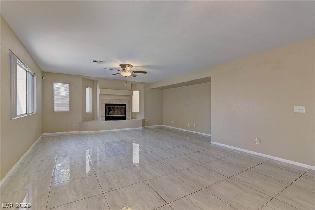 2619 Paradise Isle Avenue Property Photo 13