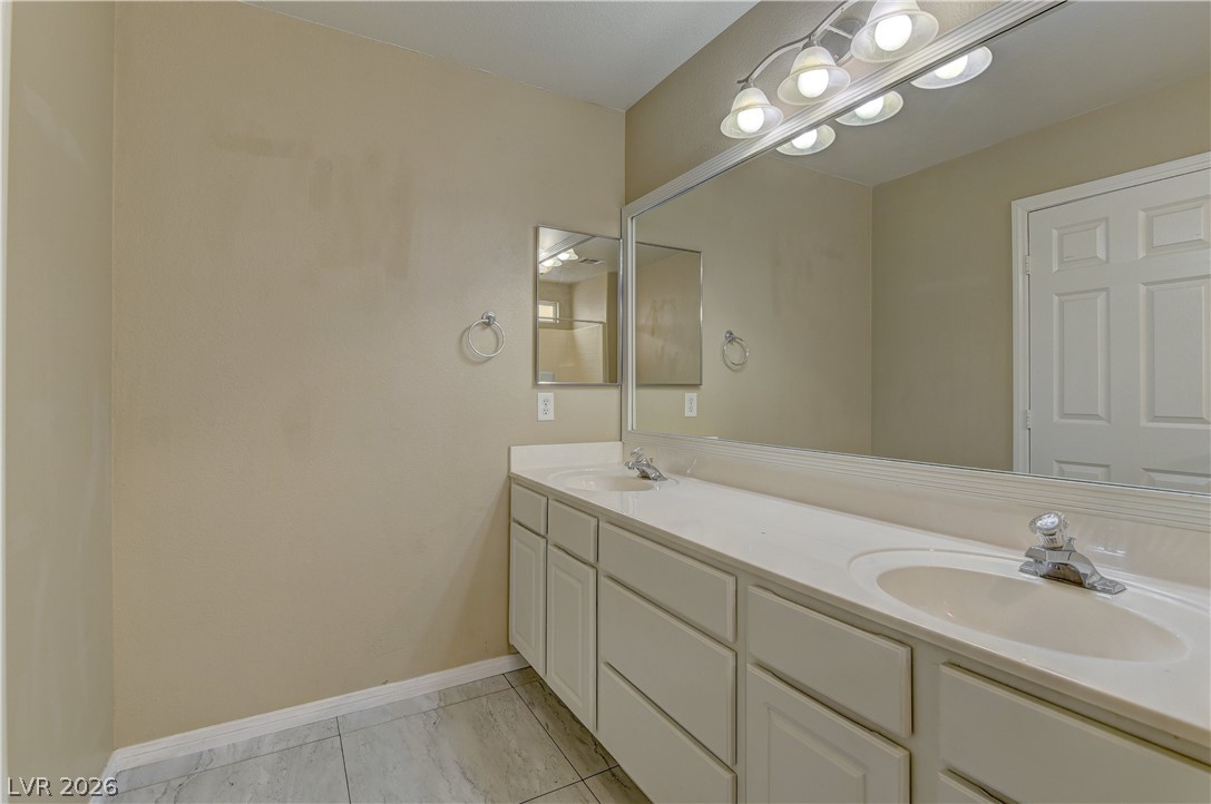 2619 Paradise Isle Avenue Property Photo 19