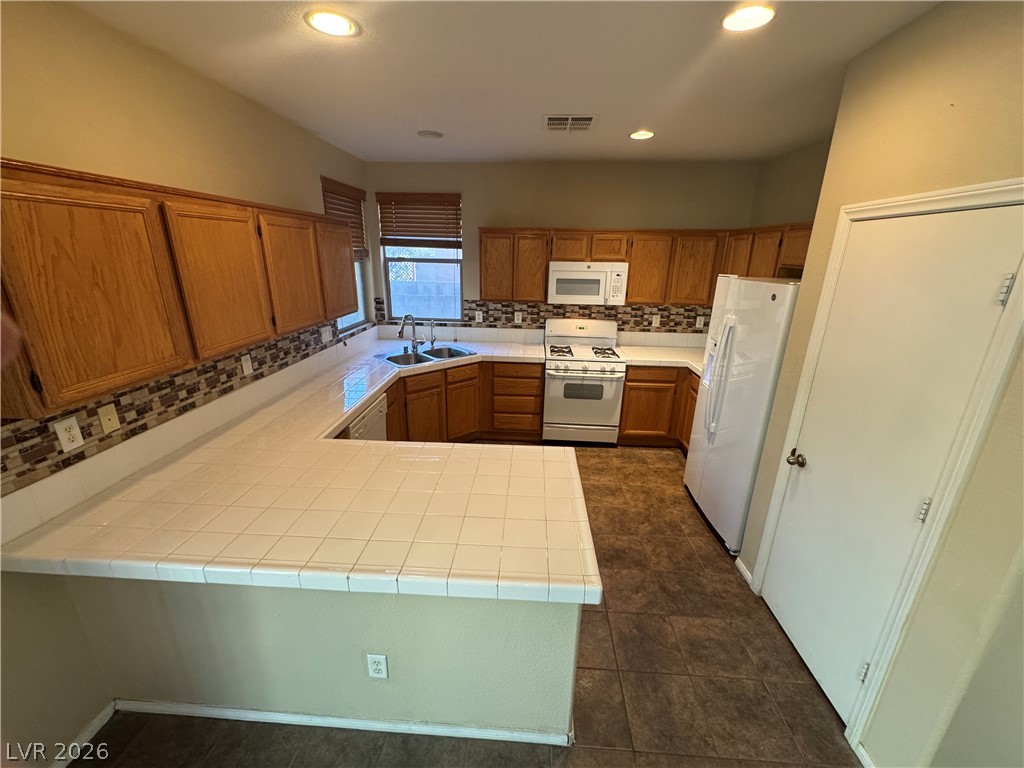5444 Pipers Stone Street Property Photo 7