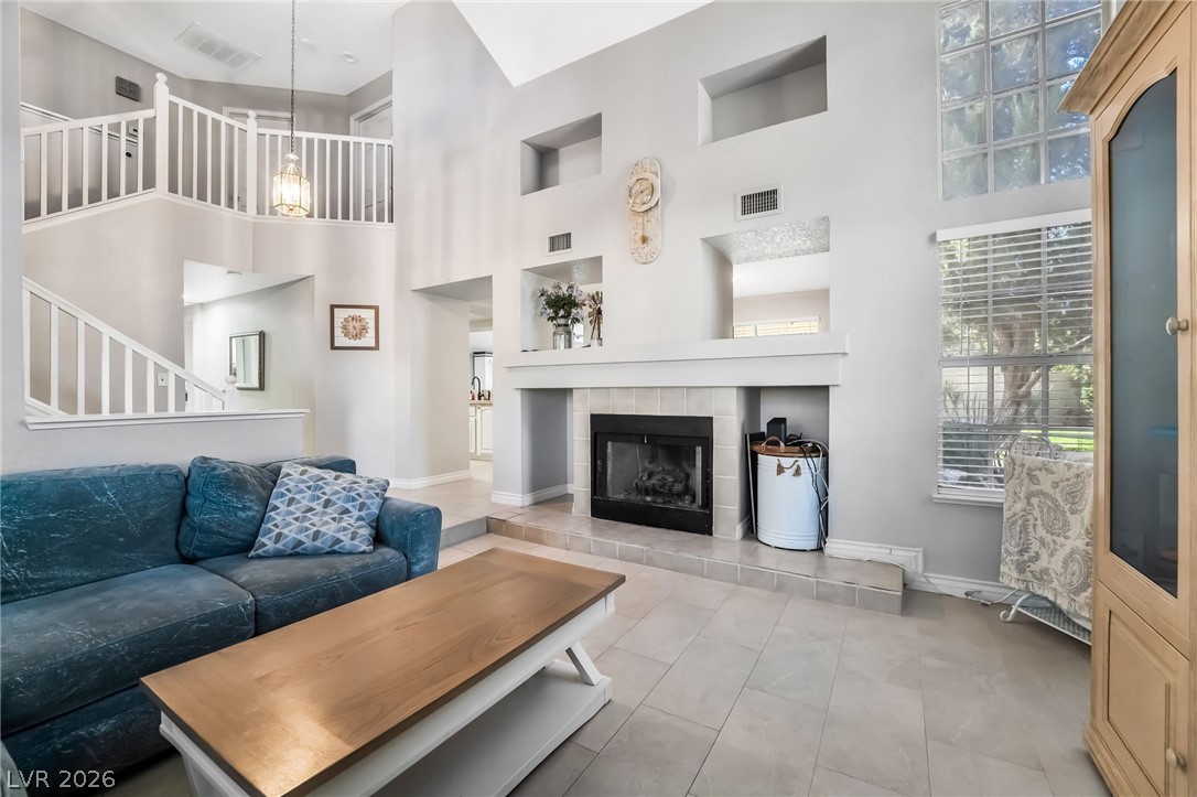 547 British Court Property Photo 7