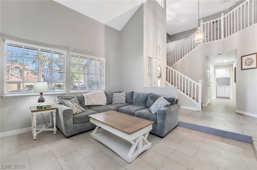 547 British Court Property Photo 8