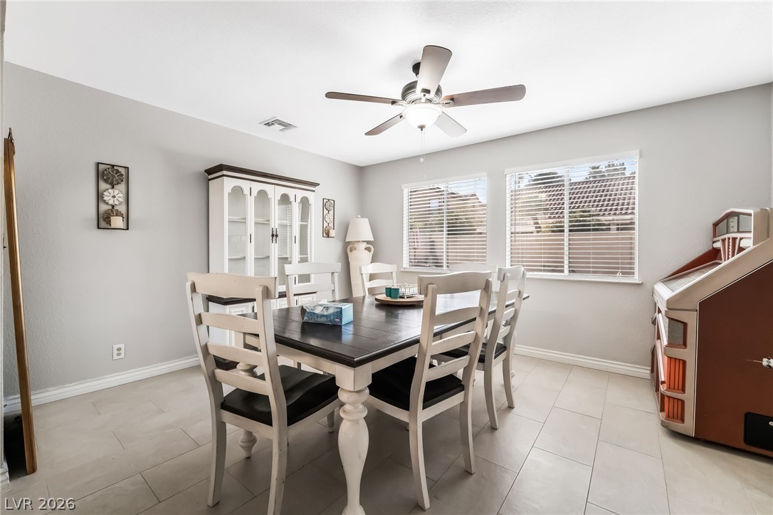 547 British Court Property Photo 11