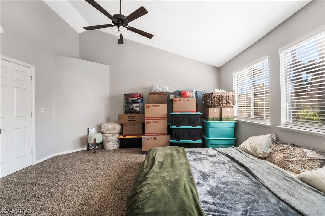 547 British Court Property Photo 19