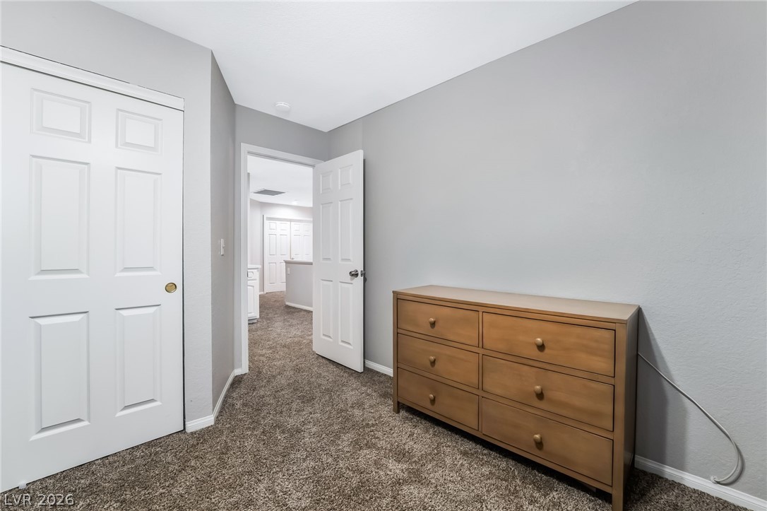 547 British Court Property Photo 30
