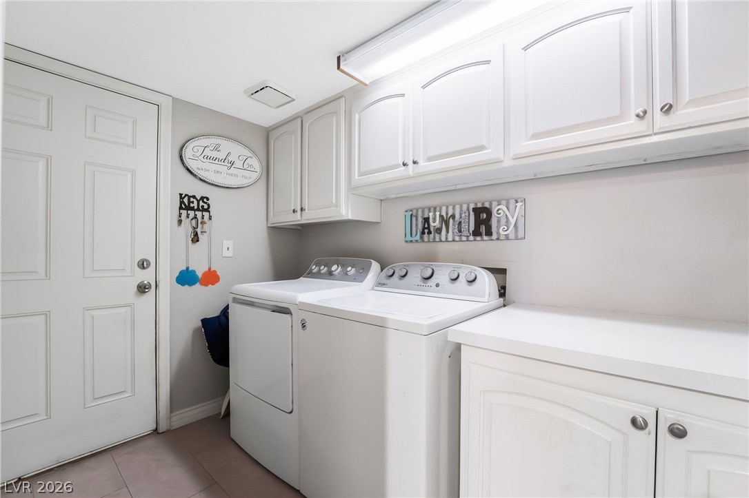 547 British Court Property Photo 31