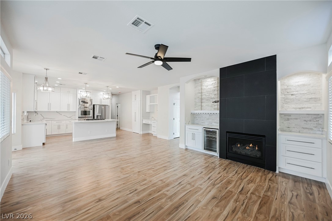 7464 Forestdale Court Property Photo 8