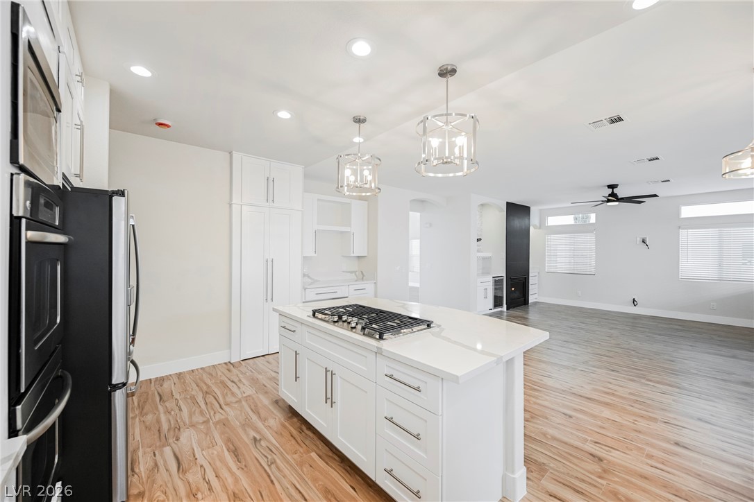 7464 Forestdale Court Property Photo 15