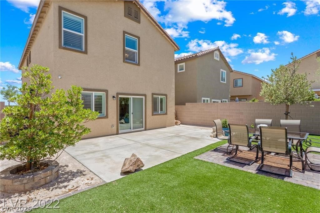 9161 Rolling Sky Drive Property Photo 3