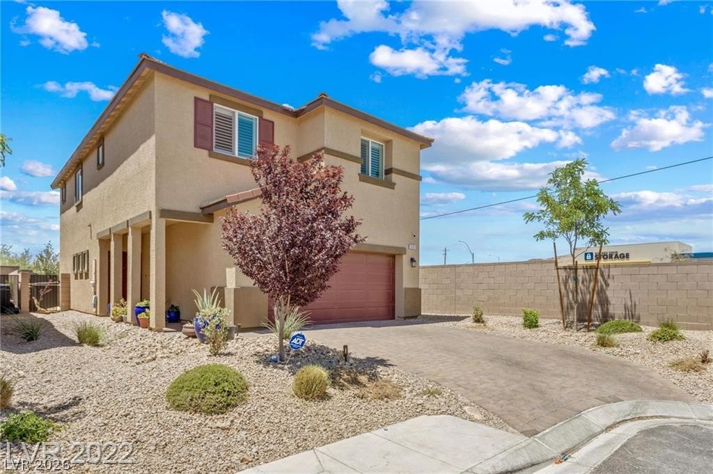9161 Rolling Sky Drive Property Photo 5
