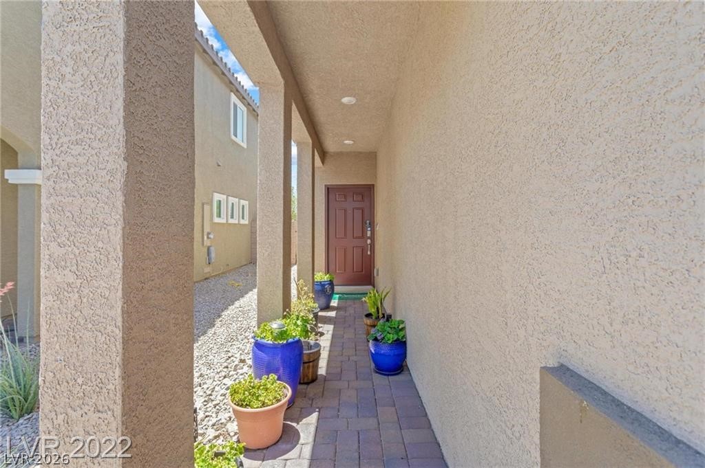 9161 Rolling Sky Drive Property Photo 6