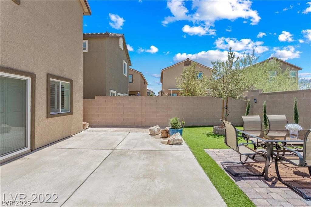 9161 Rolling Sky Drive Property Photo 32