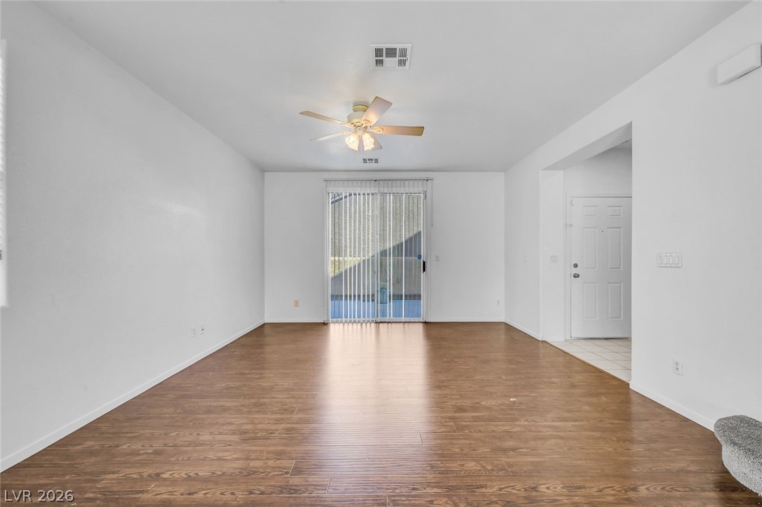 8803 Salvestrin Point Avenue Property Photo 14
