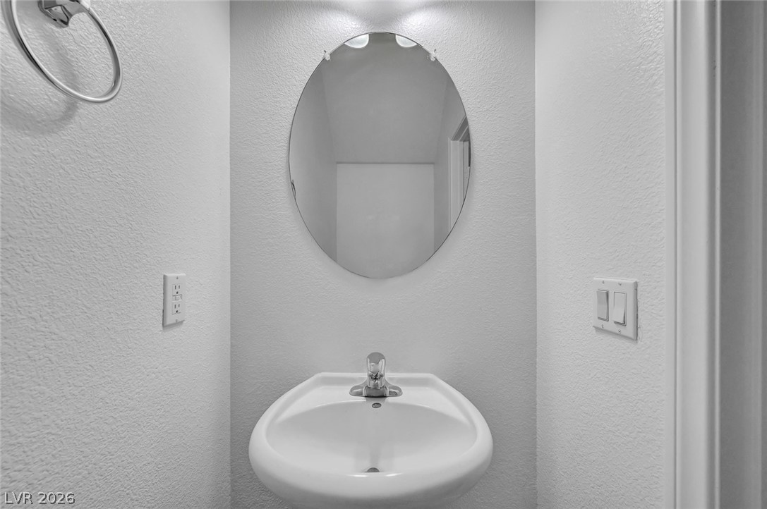 8803 Salvestrin Point Avenue Property Photo 17
