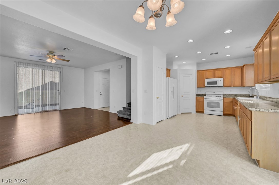 8803 Salvestrin Point Avenue Property Photo 20