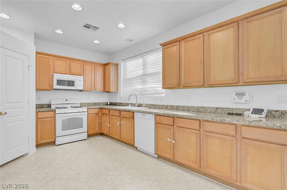 8803 Salvestrin Point Avenue Property Photo 22
