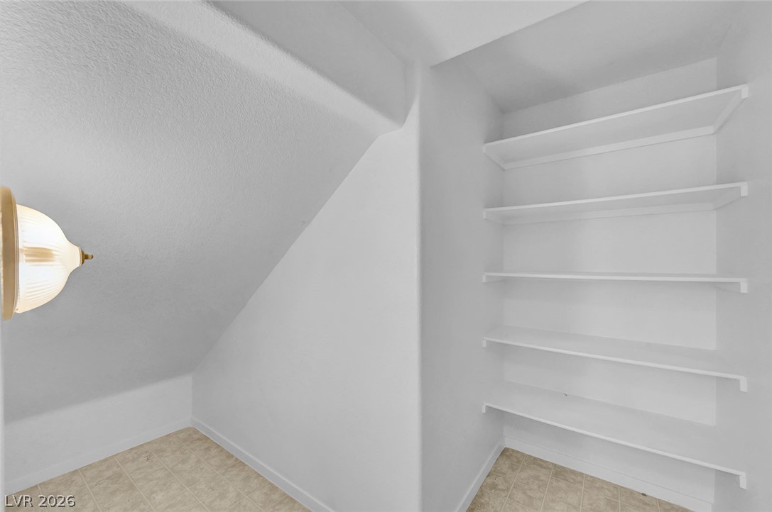 8803 Salvestrin Point Avenue Property Photo 26