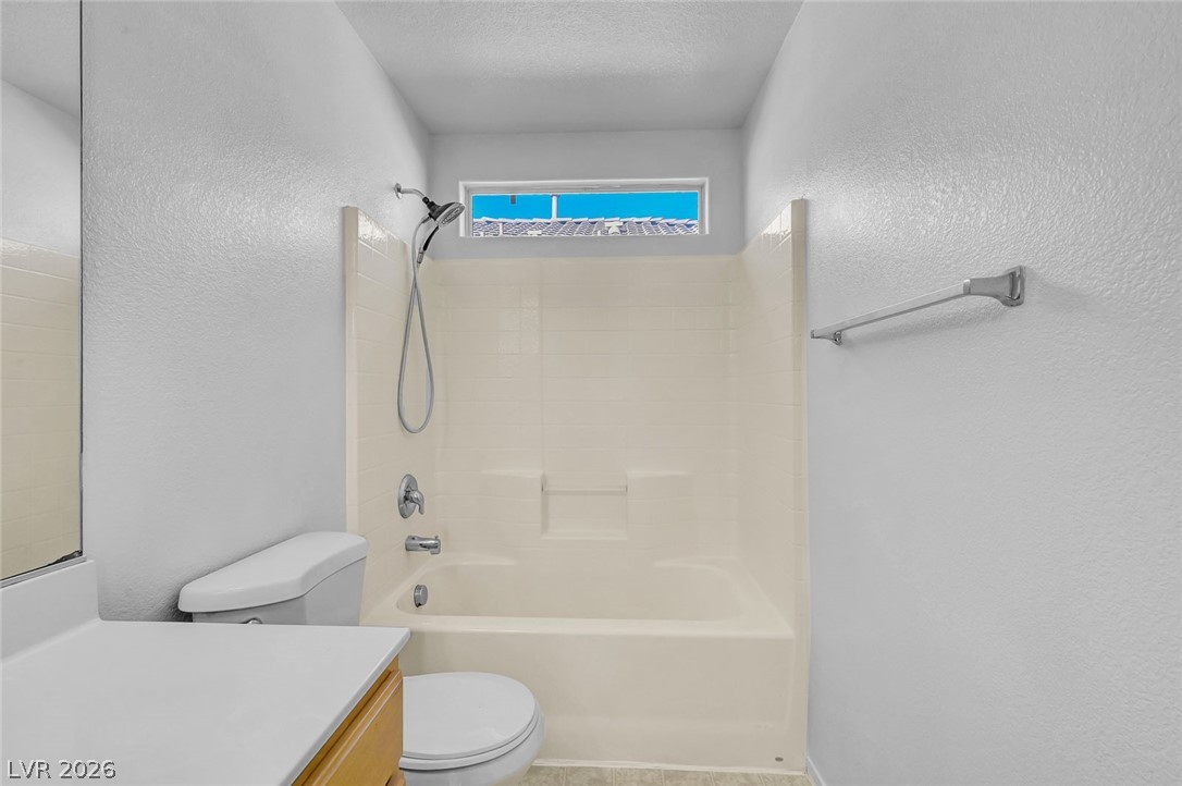 8803 Salvestrin Point Avenue Property Photo 48