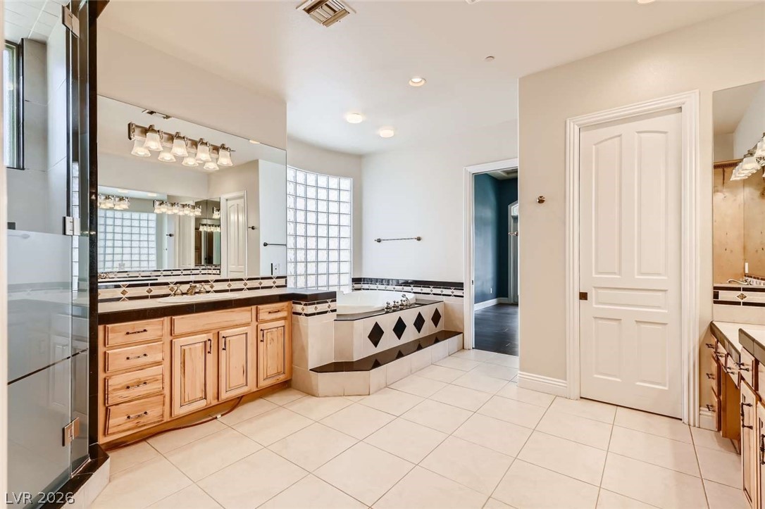 22 Bloomfield Hills Drive Property Photo 28