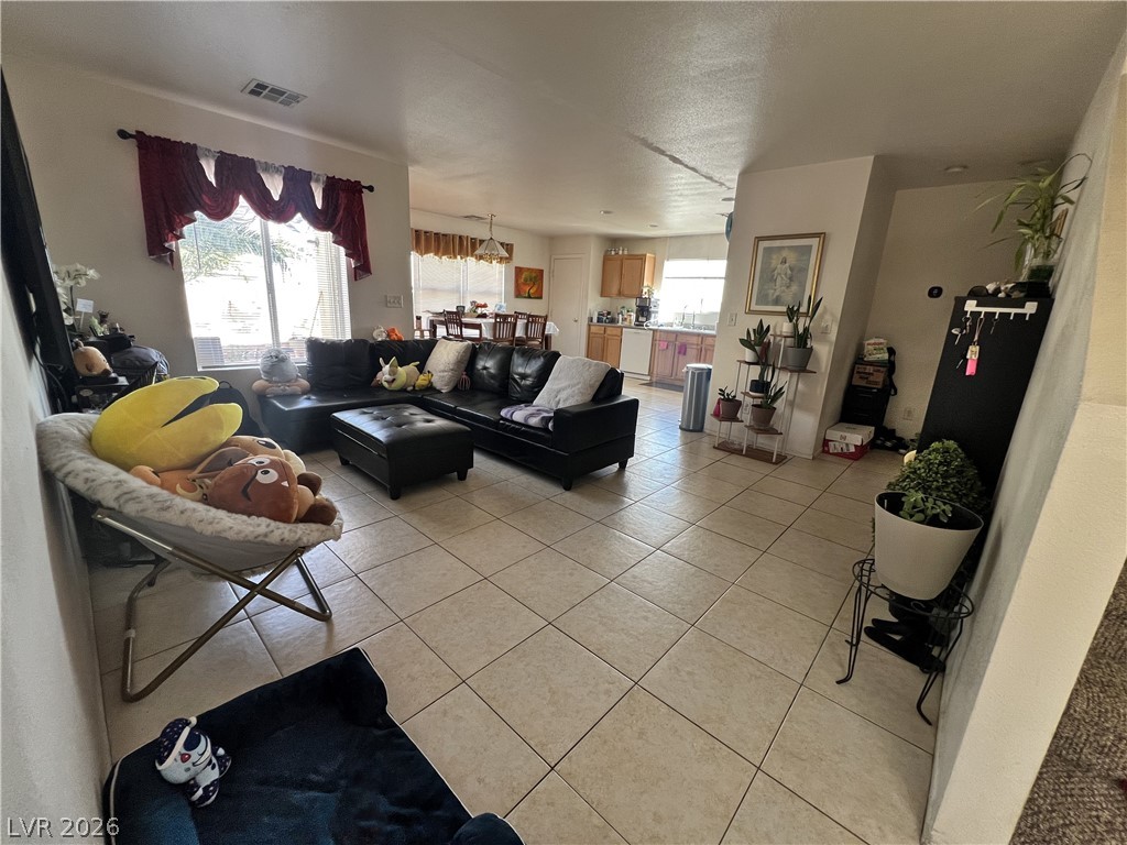 5698 Doubleday Street Property Photo 10