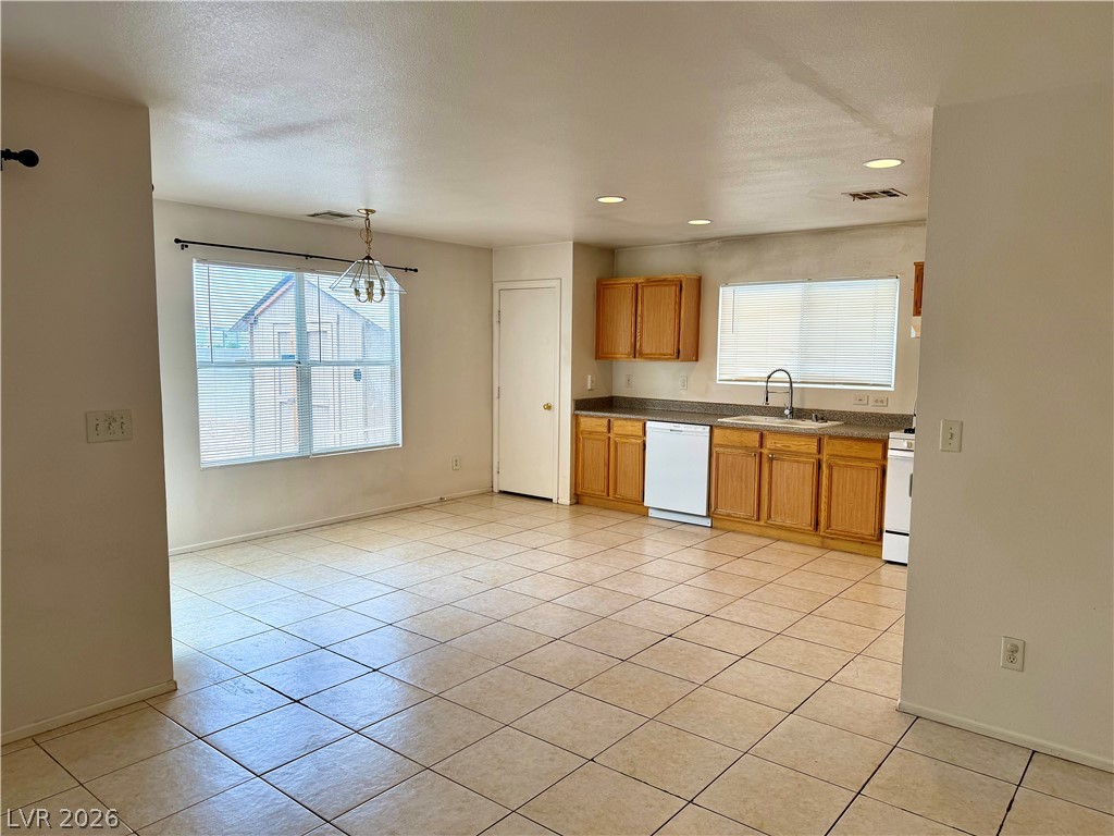 5698 Doubleday Street Property Photo 25