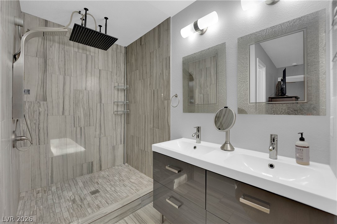 2832 Bluebonnet Drive 2 Property Photo 1