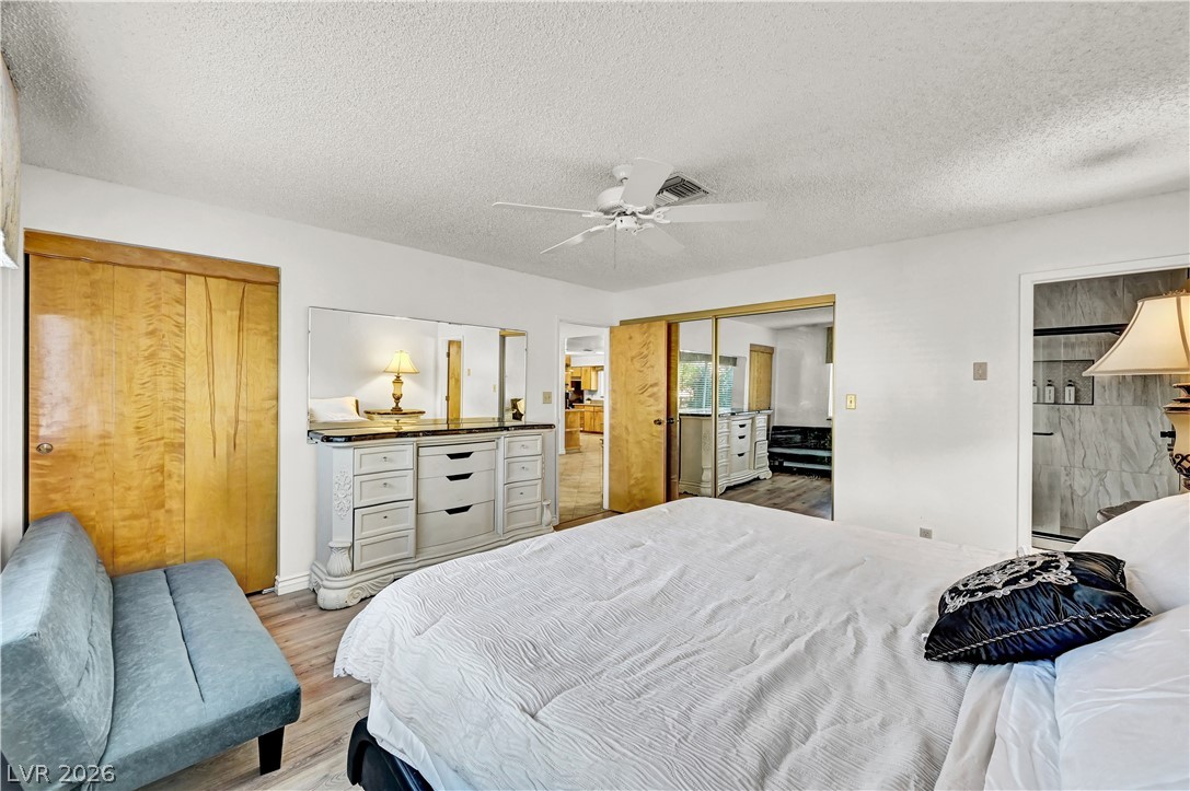 5881 South Sandhill Road Property Photo 25