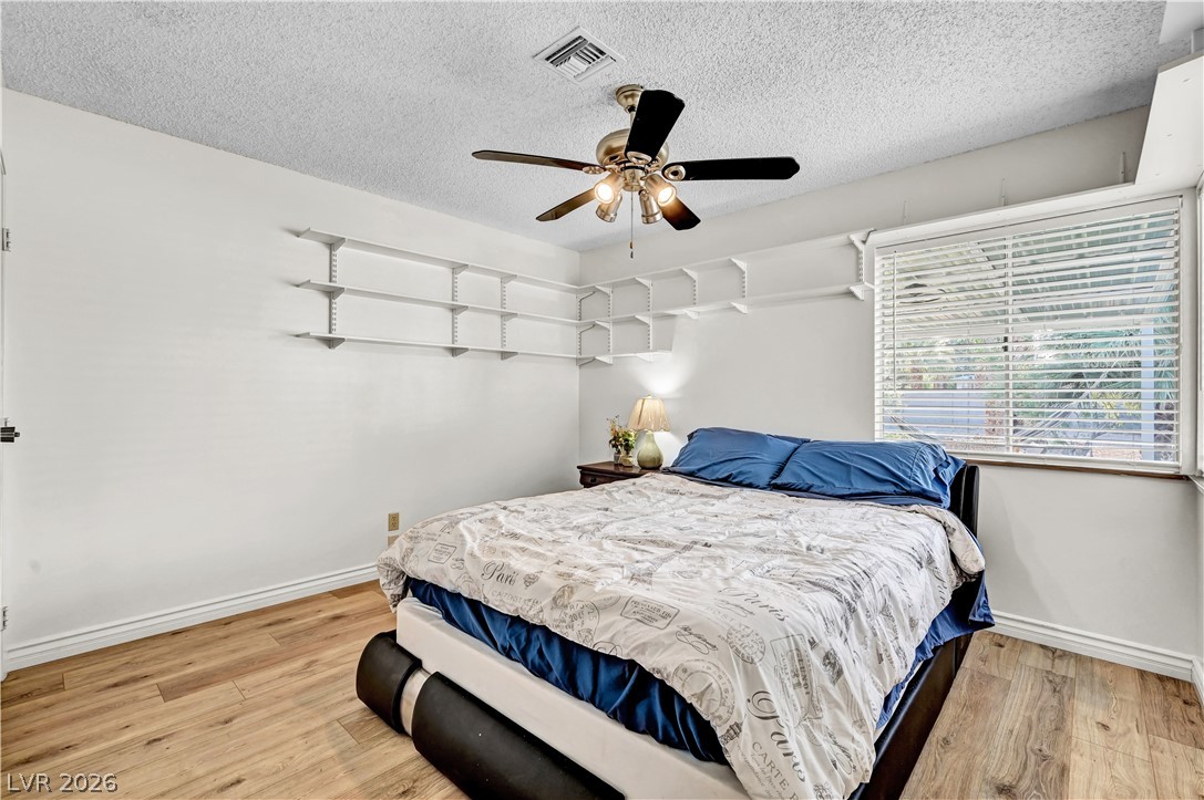 5881 South Sandhill Road Property Photo 29