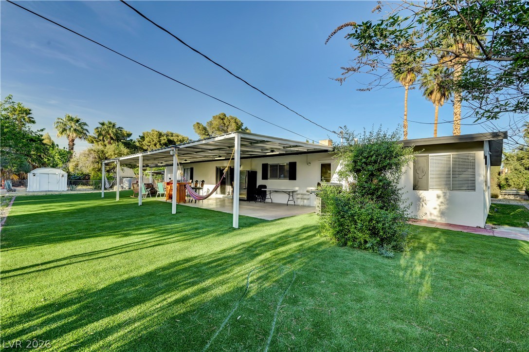 5881 South Sandhill Road Property Photo 43
