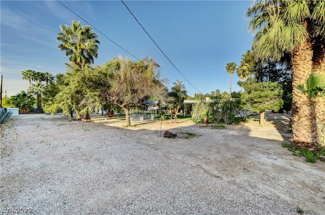 5881 South Sandhill Road Property Photo 46