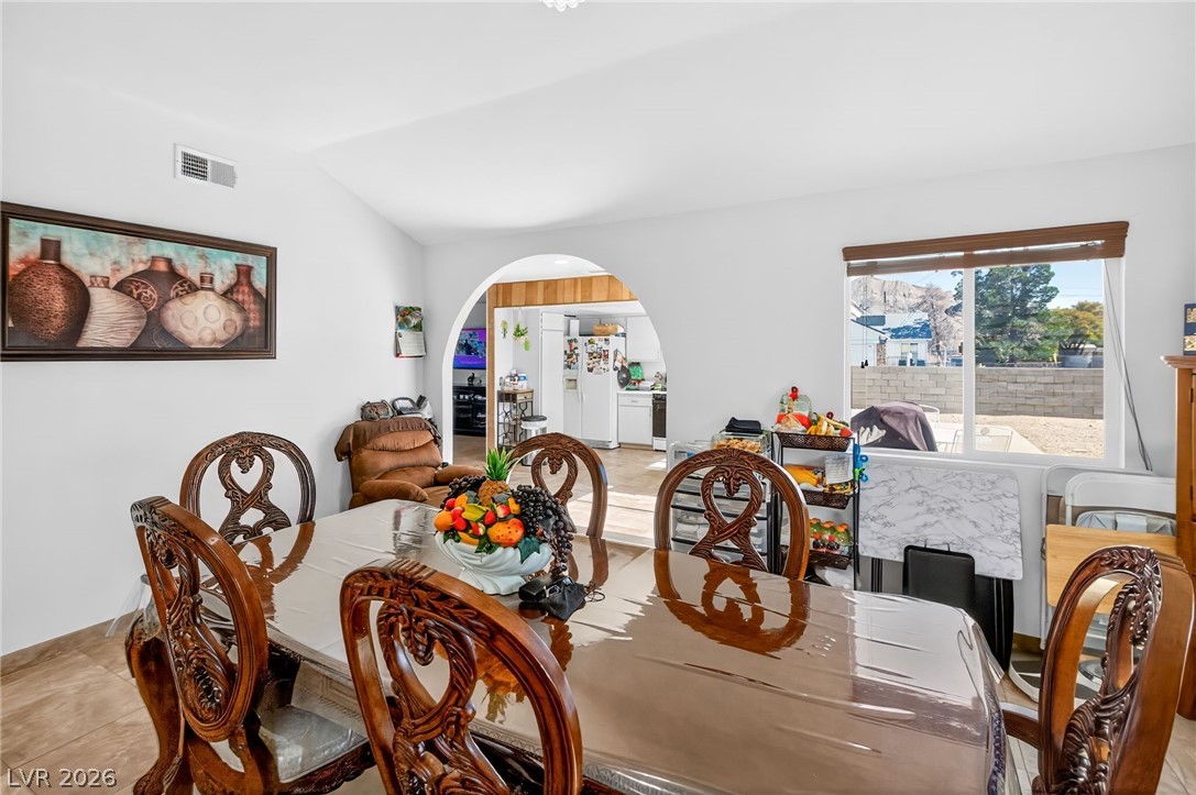 5681 Coaldale Place Property Photo 3