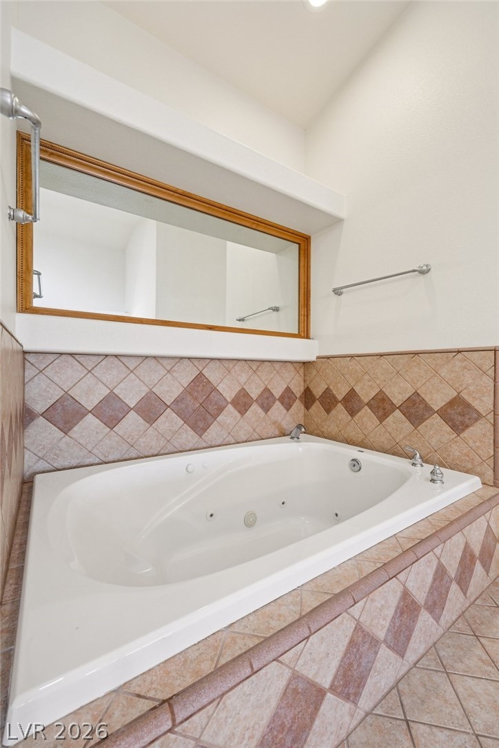 2180 Iroquois Avenue Property Photo 31