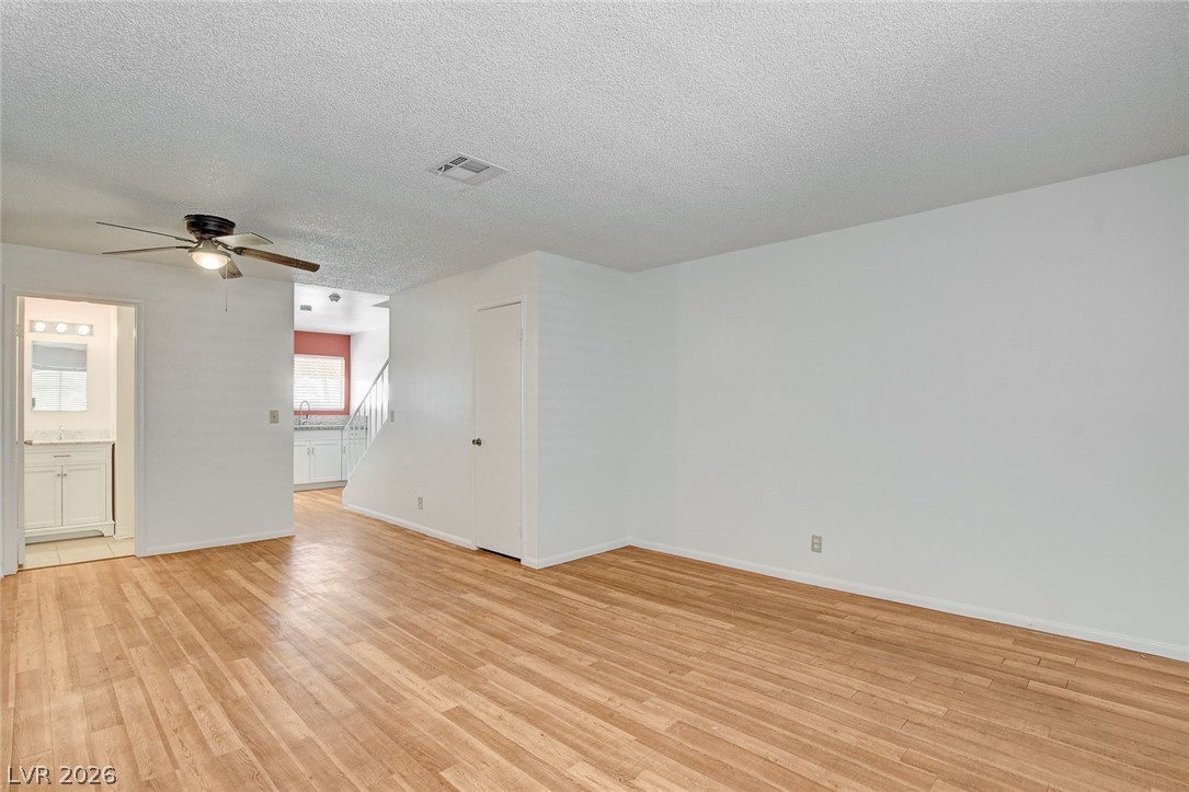 1303 Darlene Way 301b Property Photo 3