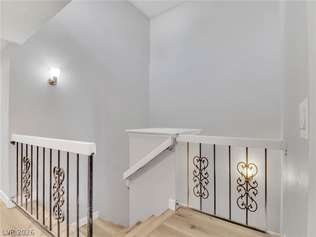 3370 Milenko Drive Property Photo 13