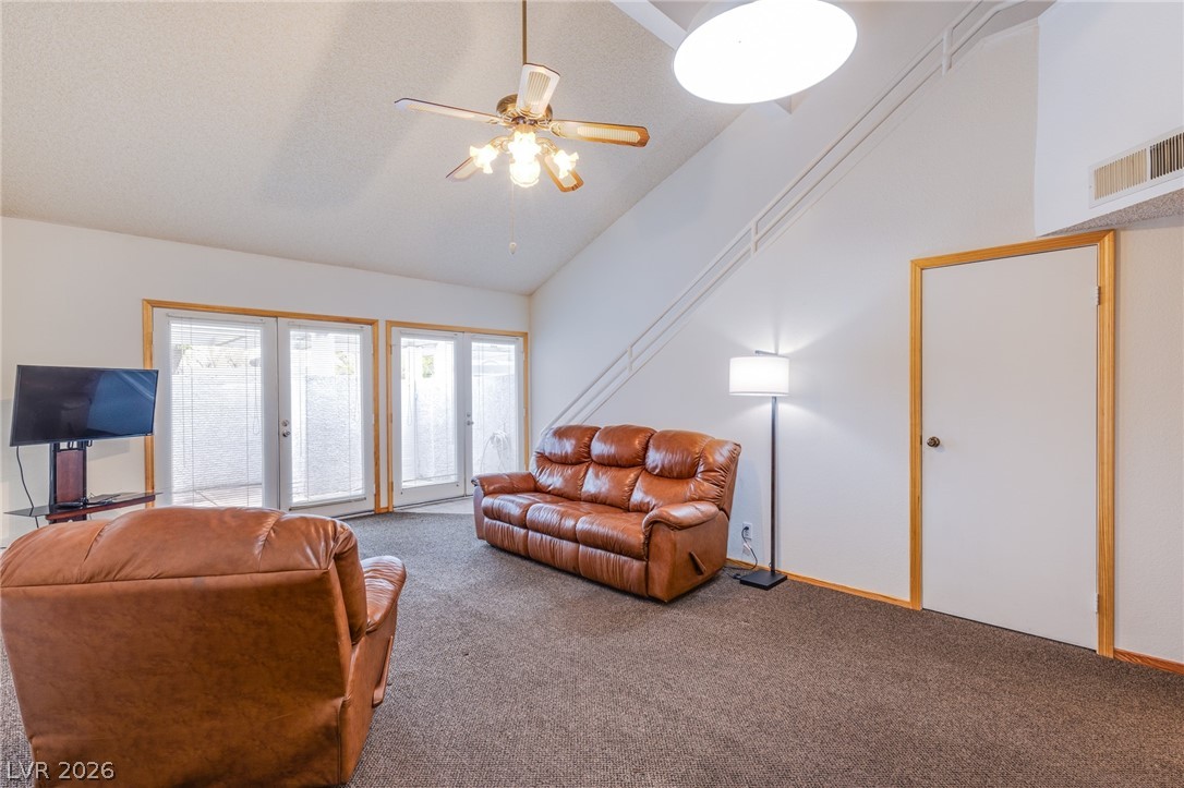 5568 Orchard Lane 140 Property Photo 10