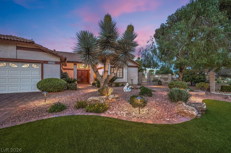 5300 Singing Hills Drive Property Photo 3