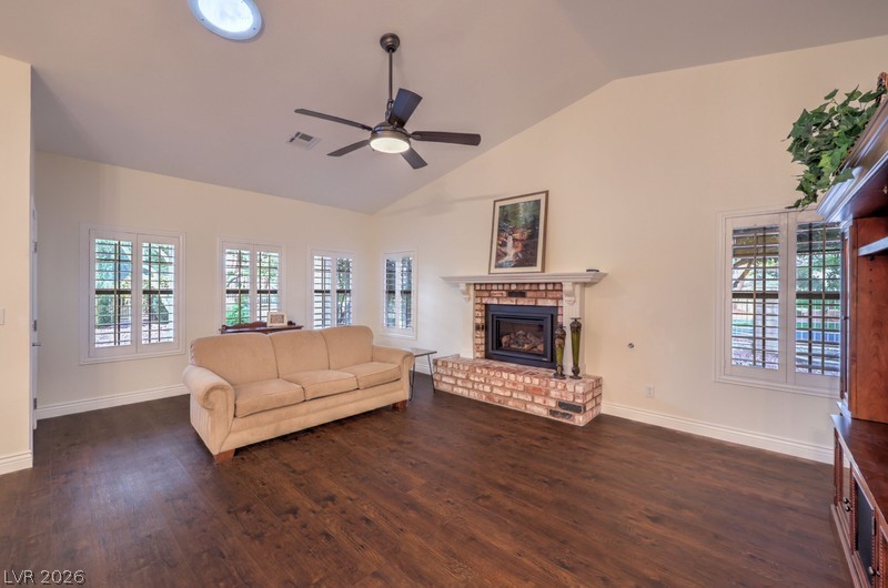 5300 Singing Hills Drive Property Photo 11