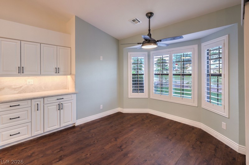 5300 Singing Hills Drive Property Photo 16