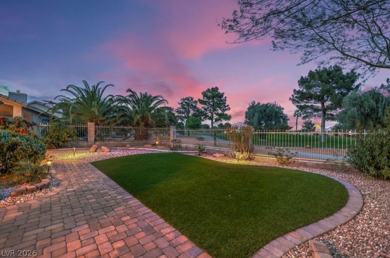 5300 Singing Hills Drive Property Photo 33