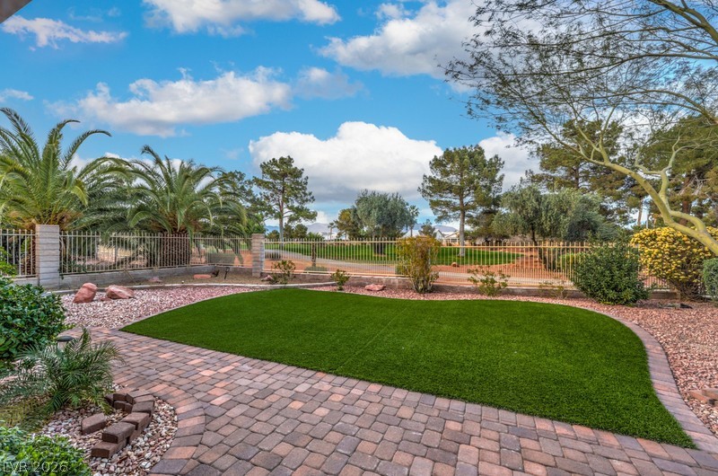 5300 Singing Hills Drive Property Photo 34