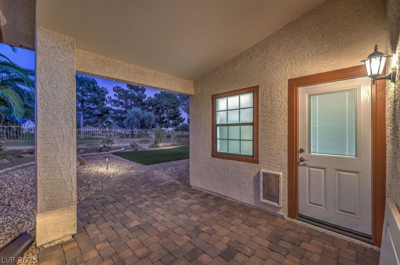 5300 Singing Hills Drive Property Photo 42