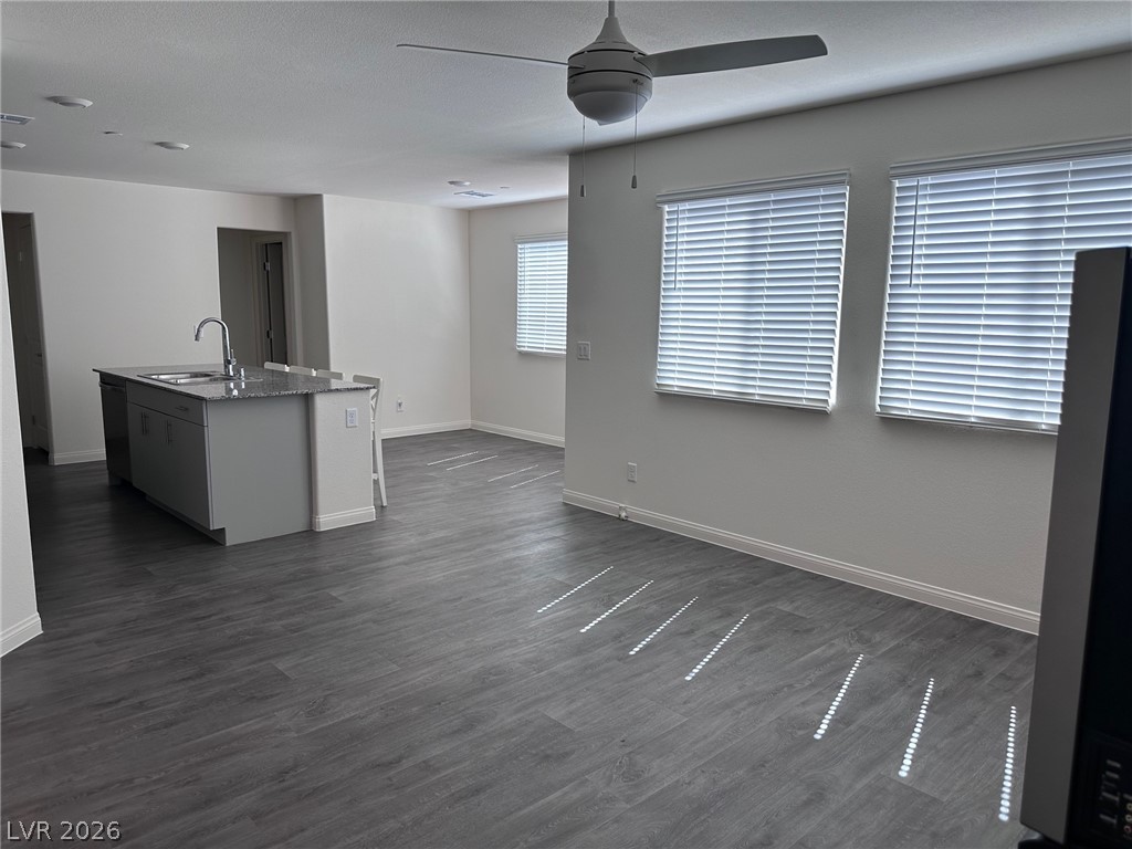 5637 Thunder Blue Avenue Property Photo 11