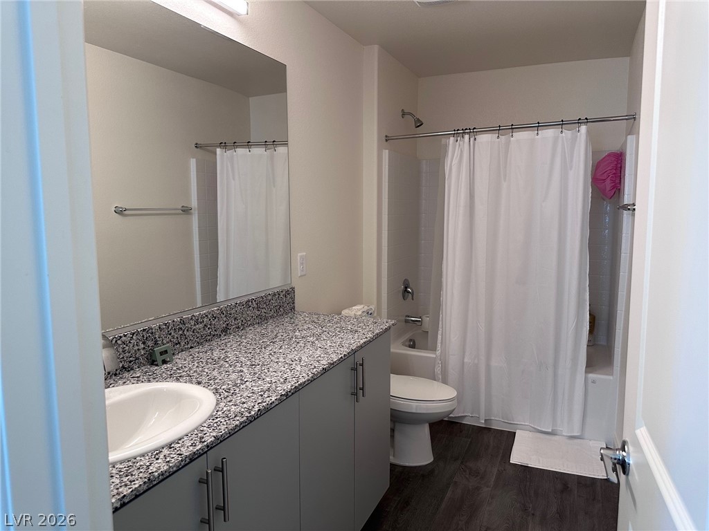 5637 Thunder Blue Avenue Property Photo 18