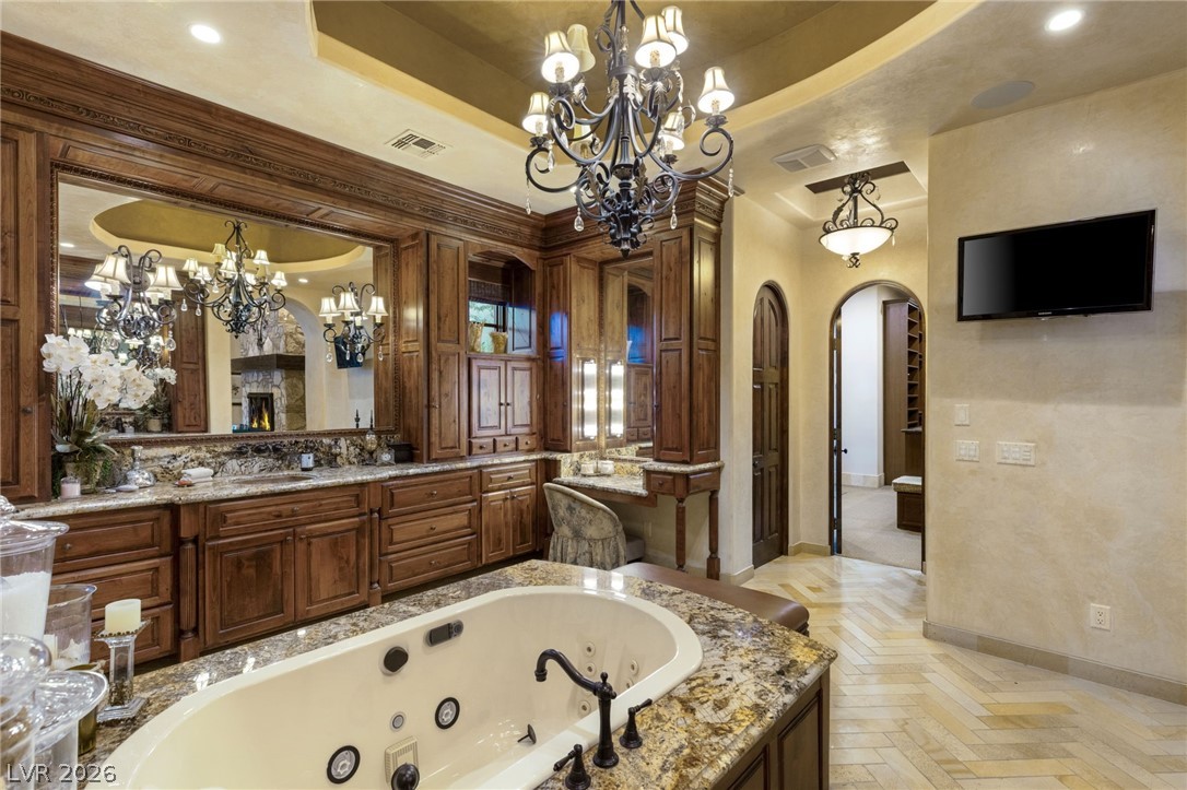 7 Chalk Hill Court Property Photo 27