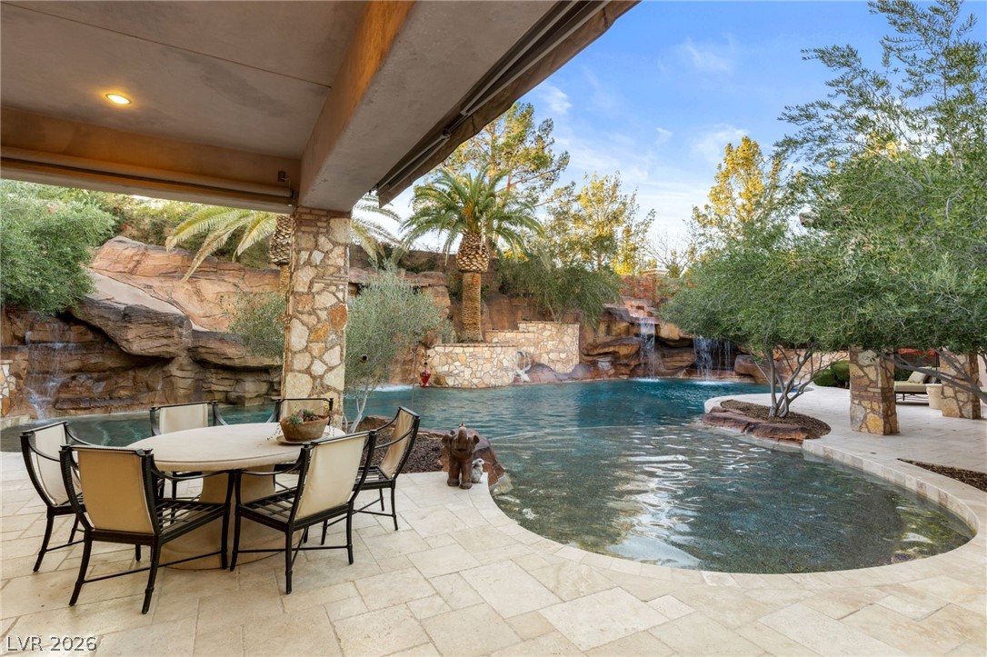 7 Chalk Hill Court Property Photo 38