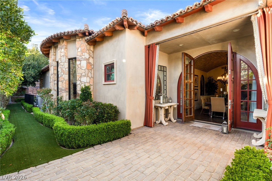 7 Chalk Hill Court Property Photo 46