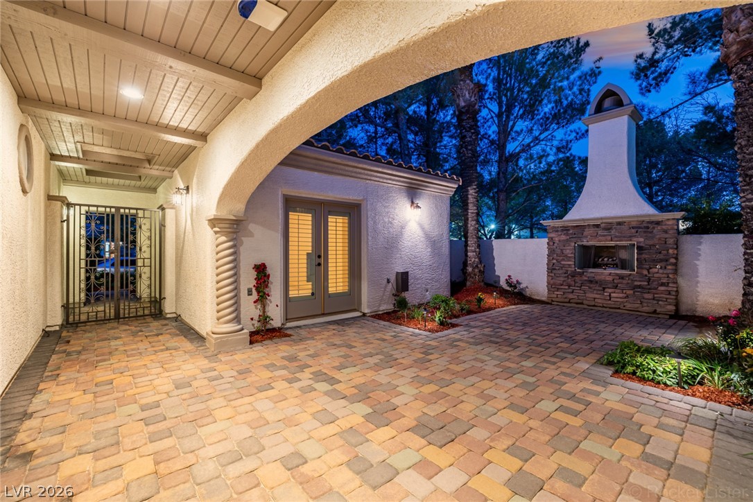 11849 Waterford Castle Court Property Photo 2